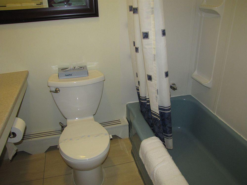 Lincoln Motel Sturgeon Falls Ngoại thất bức ảnh