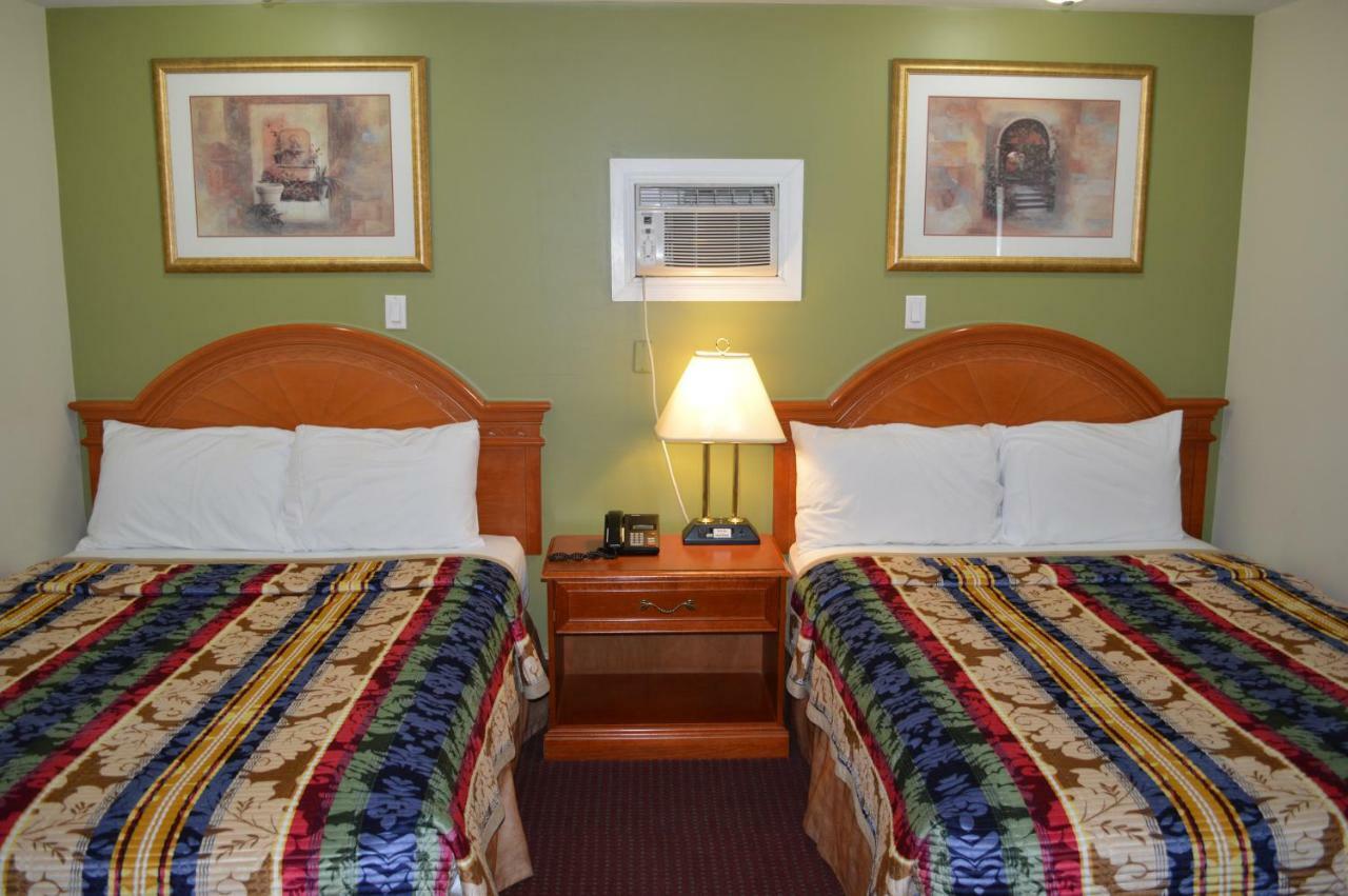 Lincoln Motel Sturgeon Falls Ngoại thất bức ảnh