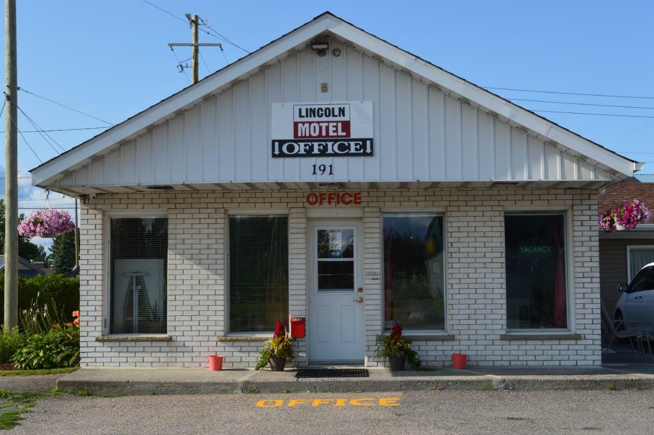 Lincoln Motel Sturgeon Falls Ngoại thất bức ảnh