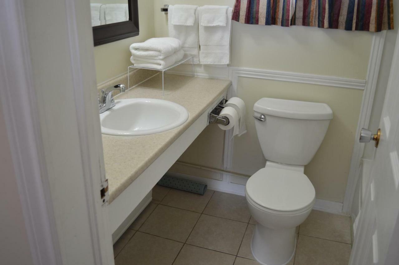 Lincoln Motel Sturgeon Falls Ngoại thất bức ảnh